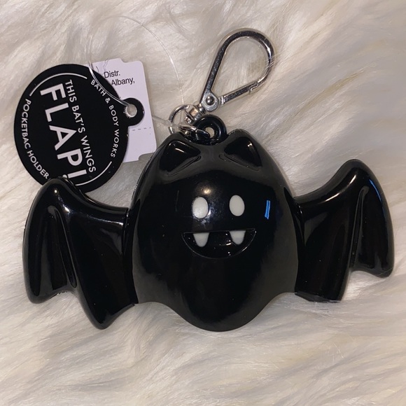 Bats 🦇 Flapping Wings Pocket Bac Holder & Encanted Candy Potion Sanitizer - Picture 4 of 8